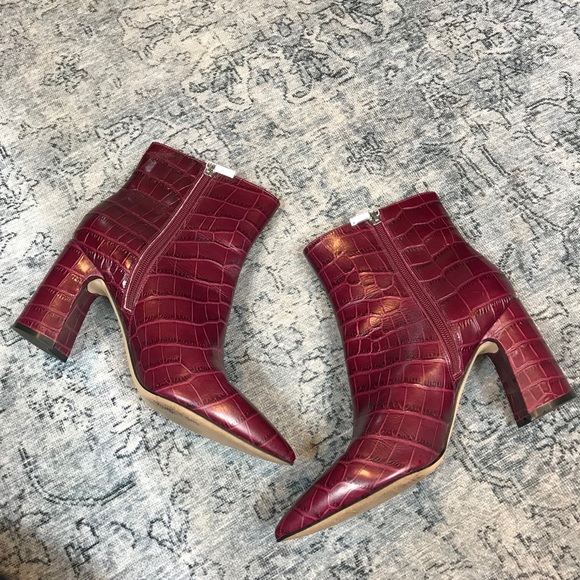 Burgundy Crocodile Bootie - Picture 5 of 10